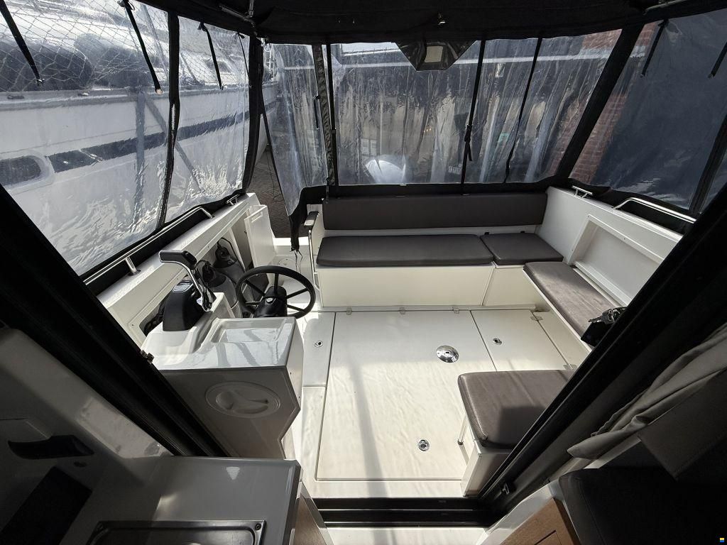Finnmaster Pilot 8