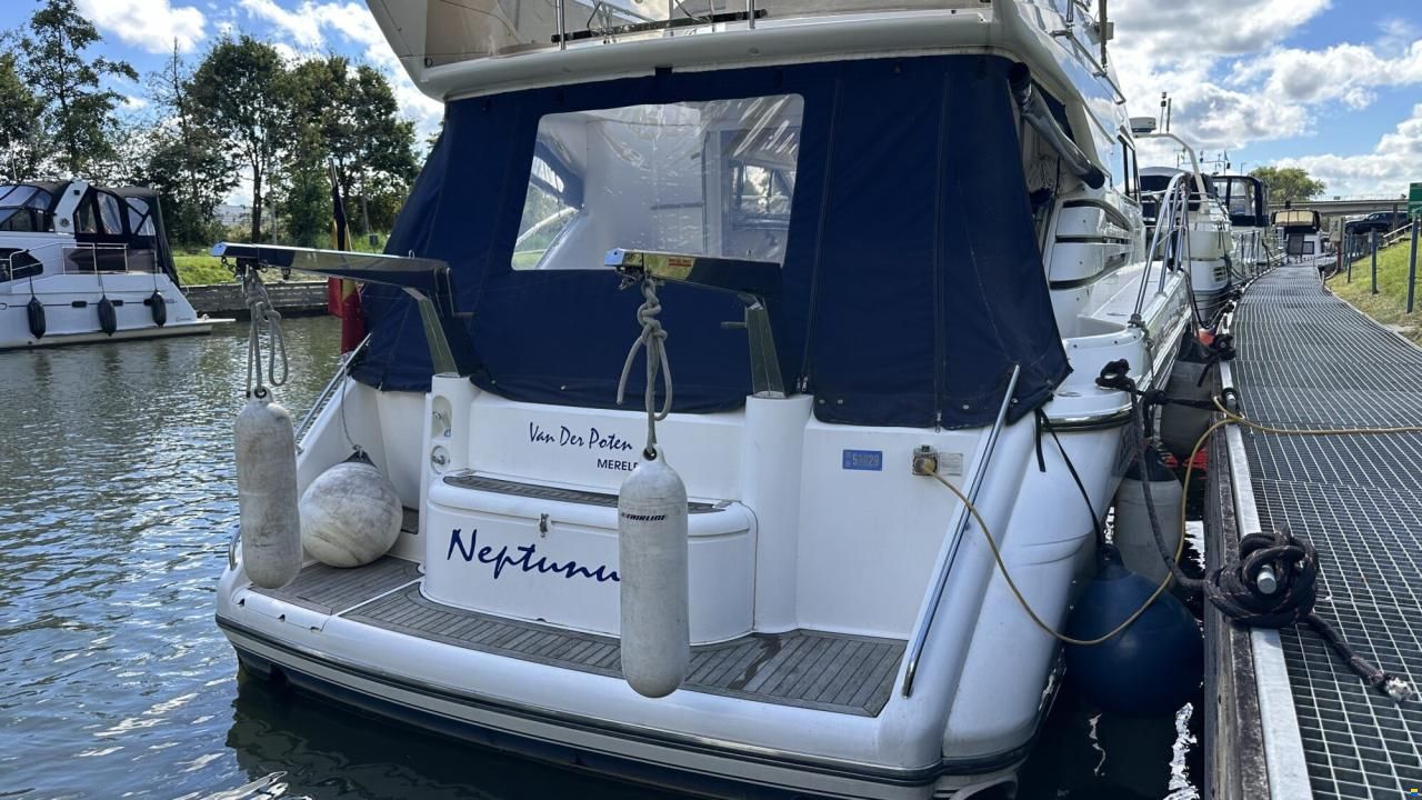 Fairline Phantom 40 Flybridge