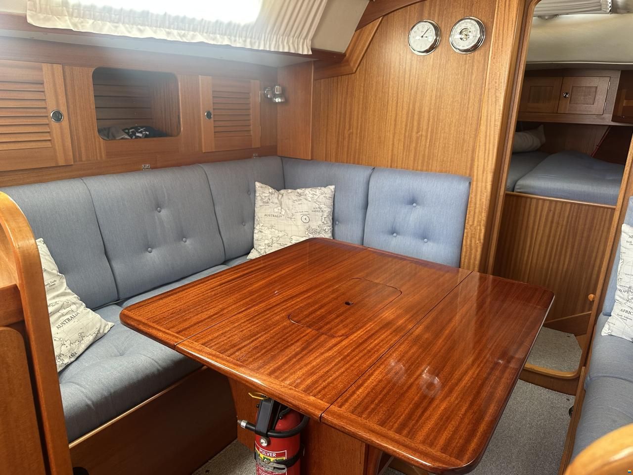 Hallberg-Rassy 34