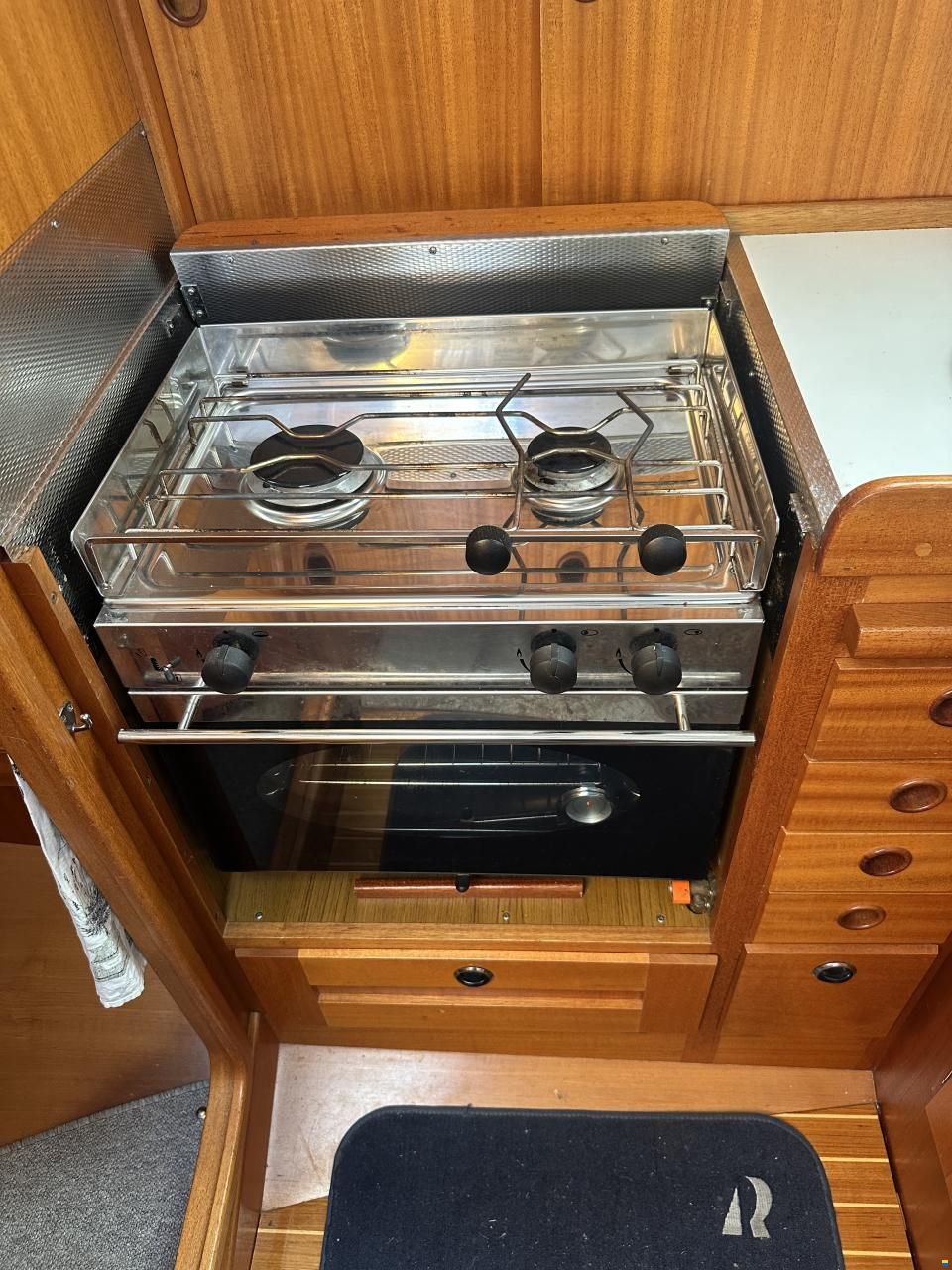 Hallberg-Rassy 34