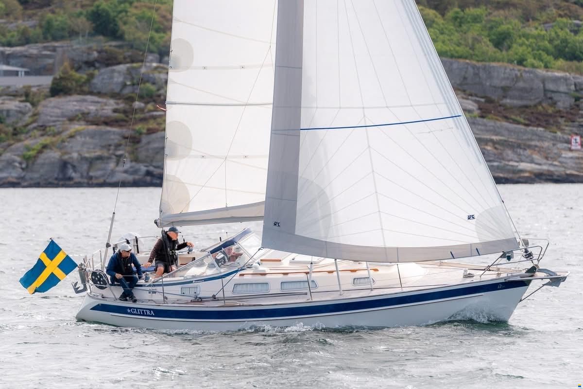 Hallberg-Rassy 34