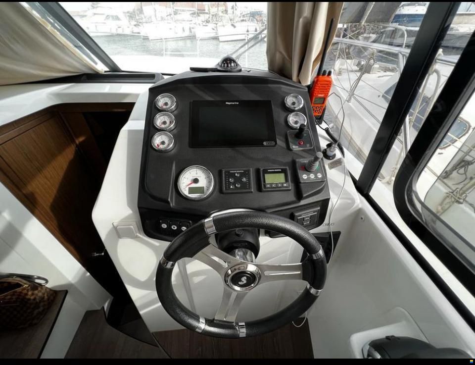 Beneteau Antares 30 Fly