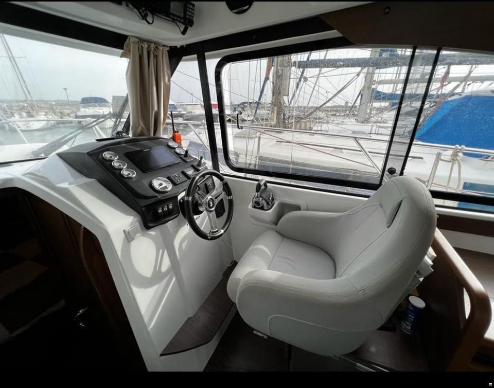 Beneteau Antares 30 Fly