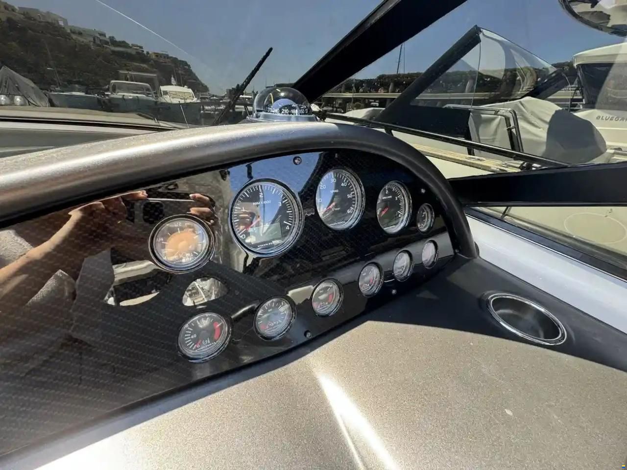 Sunseeker Superhawk 43