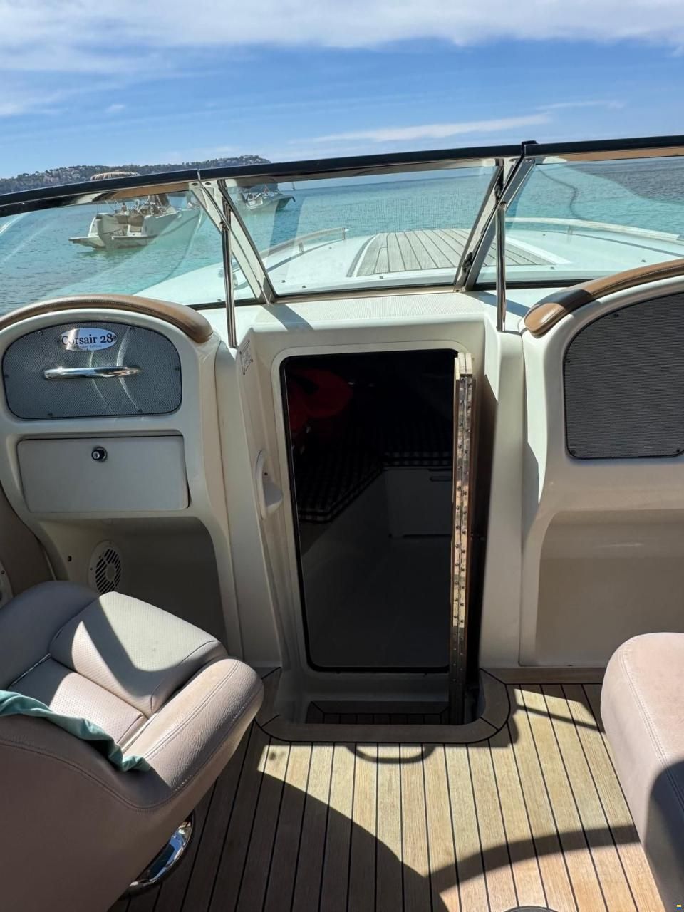 Chris Craft Corsair 28