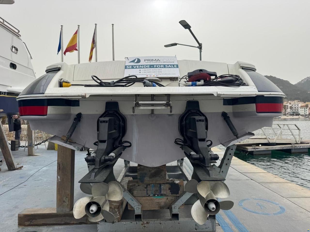 Chris Craft Corsair 28