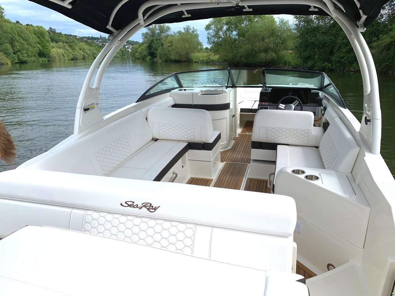 Sea Ray 270 SDXE