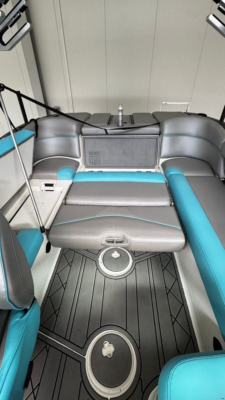 MasterCraft XT23
