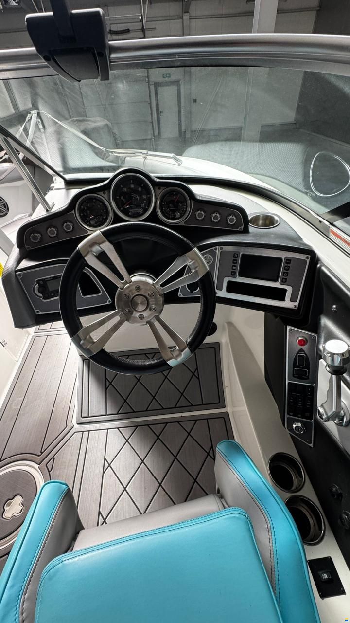 MasterCraft XT23
