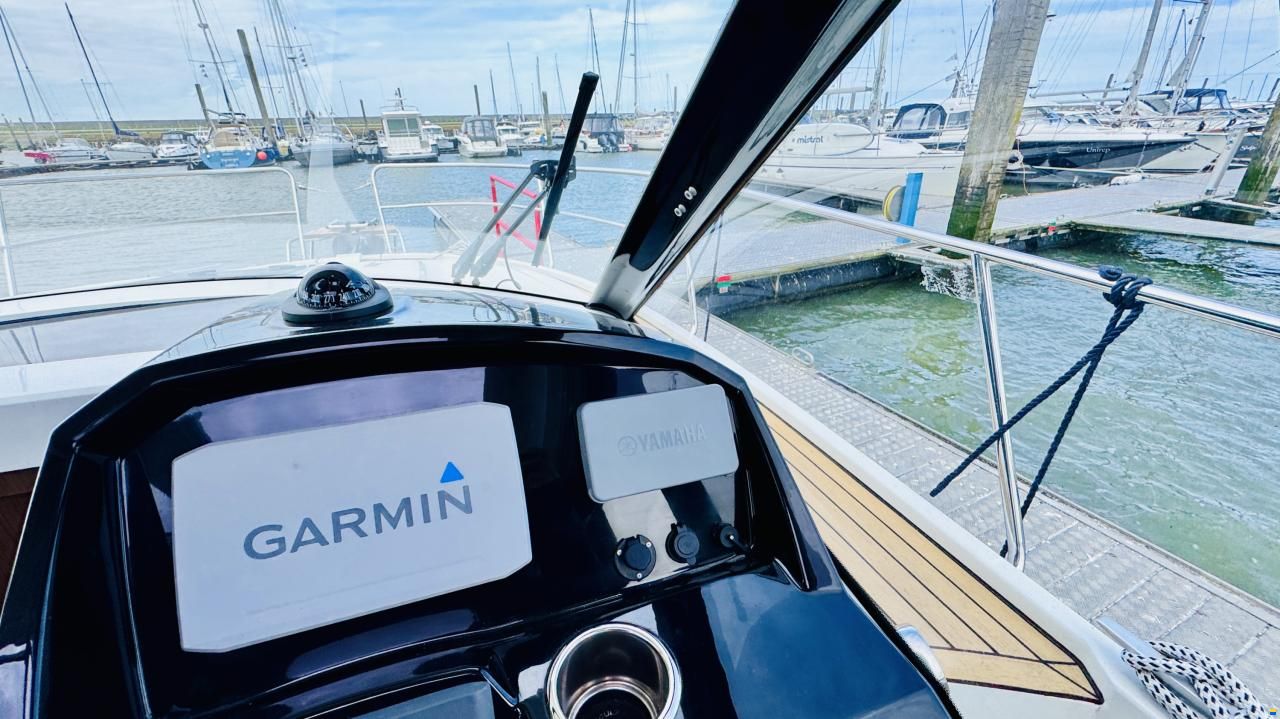 Jeanneau MERRY FISHER 895