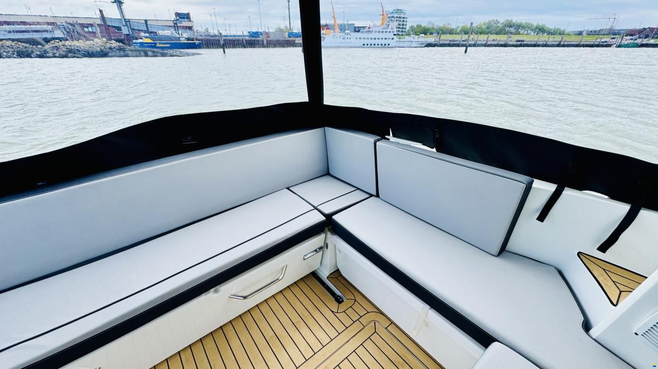 Jeanneau MERRY FISHER 895