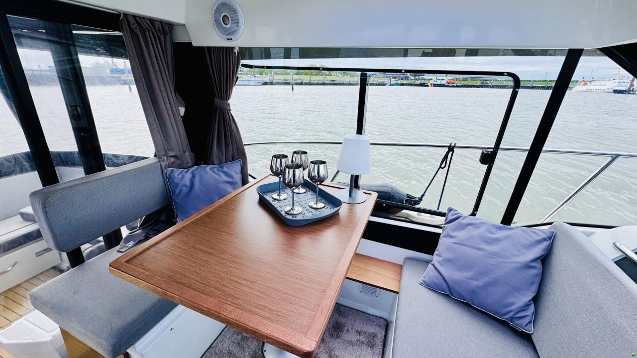 Jeanneau MERRY FISHER 895