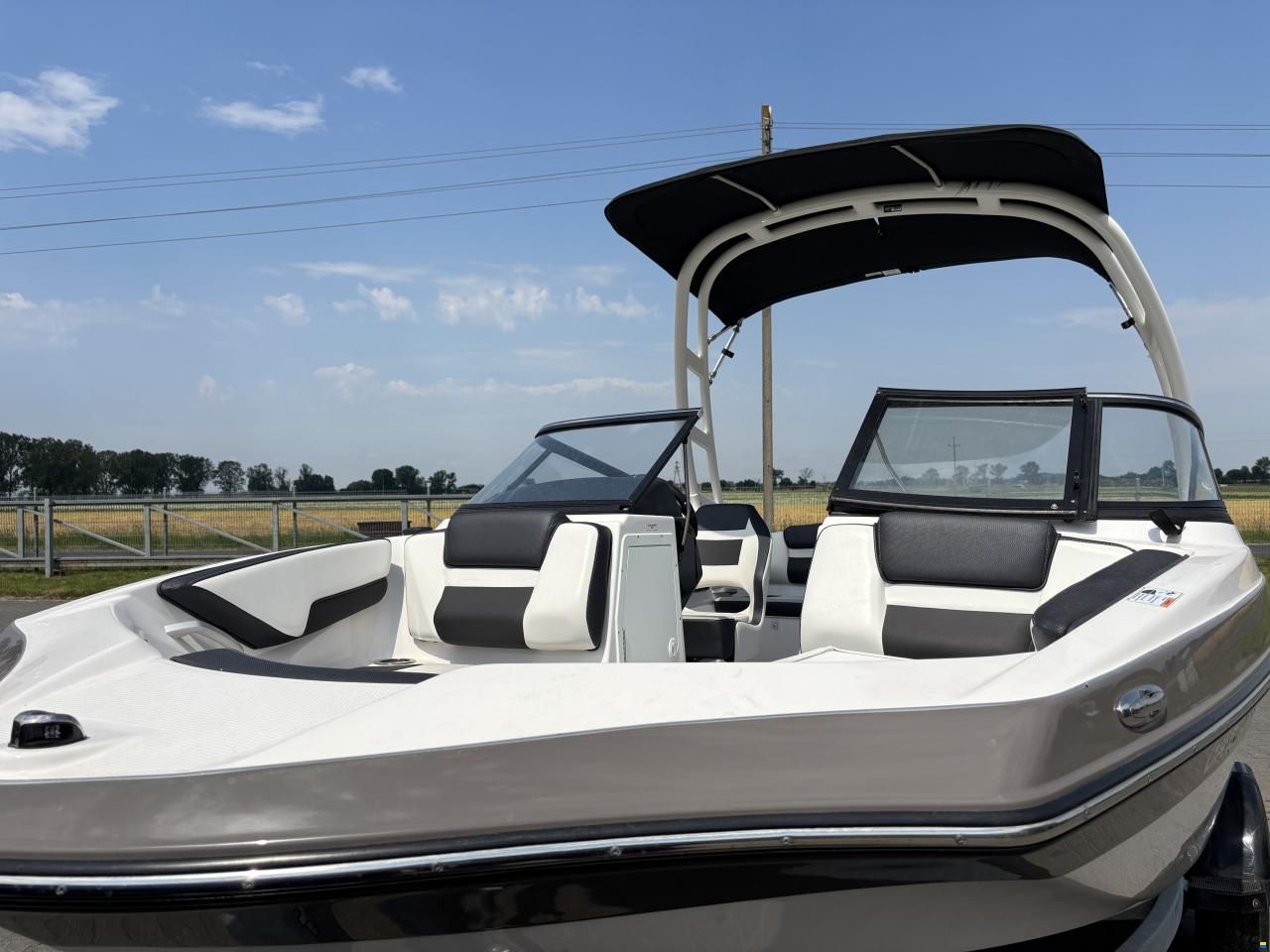 Yamaha WaveRunner AR195
