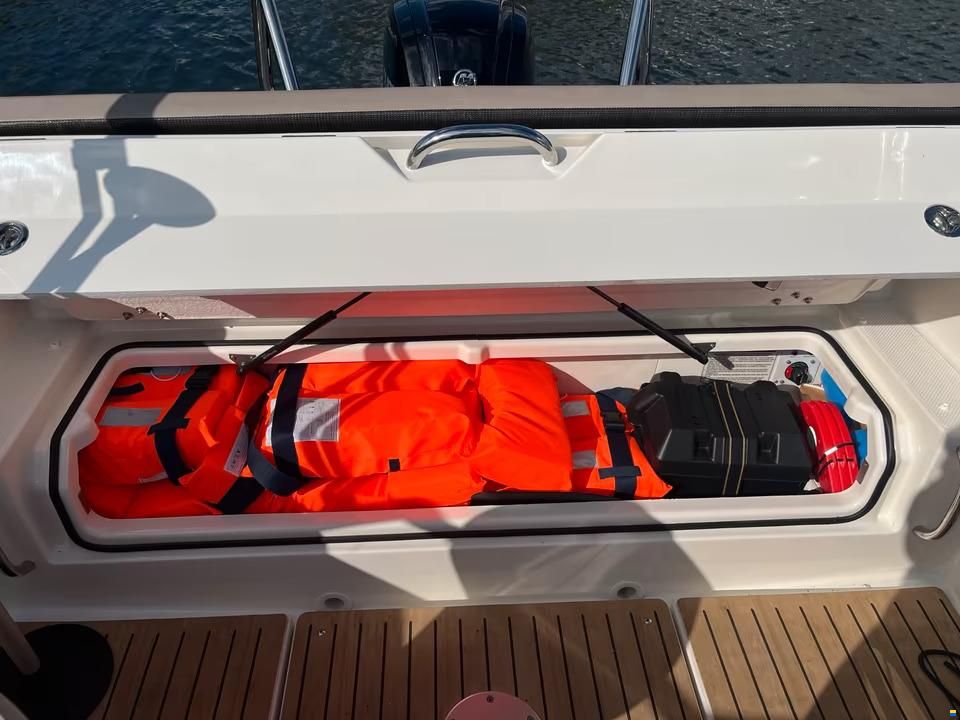 Quicksilver Bowrider 555