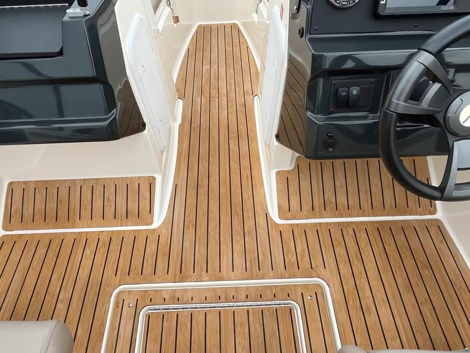 Quicksilver Bowrider 555