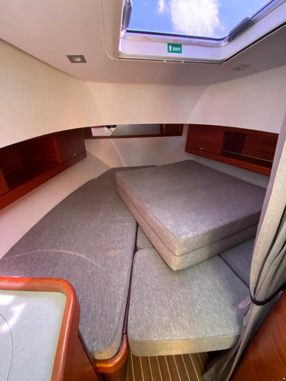 Paragon Yachts 31 Flybridge