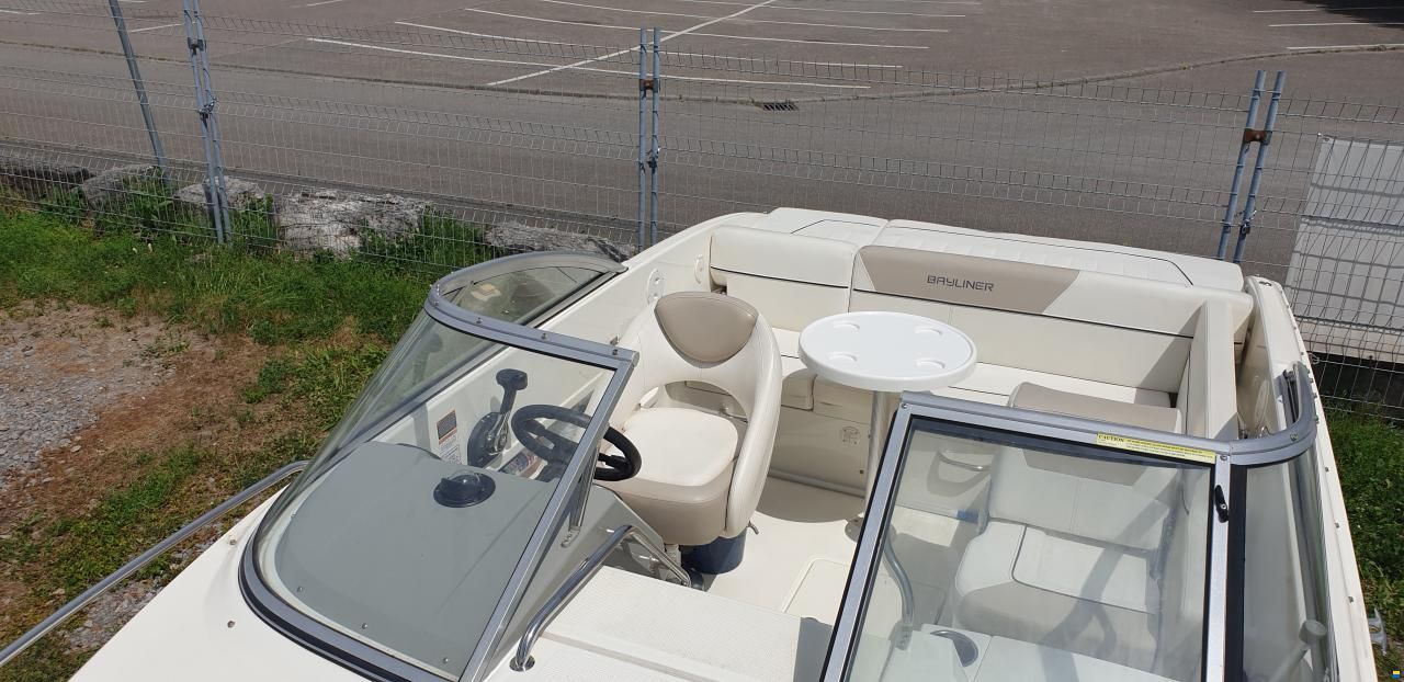 Bayliner 642 Cuddy