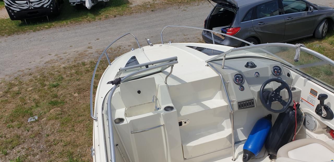 Bayliner 642 Cuddy