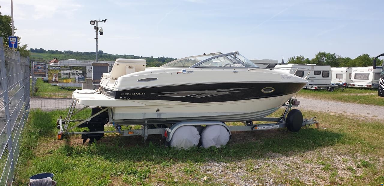Bayliner 642 Cuddy