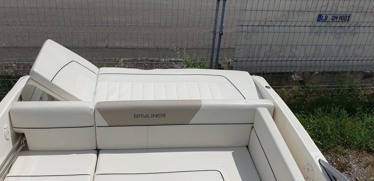 Bayliner 642 Cuddy