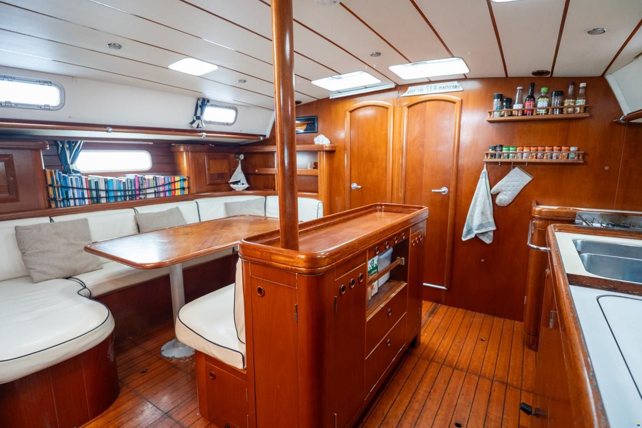Beneteau 50
