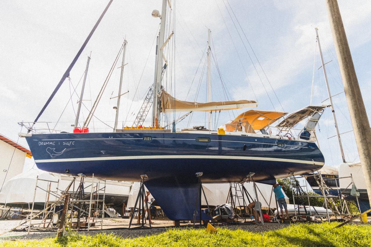 Beneteau 50
