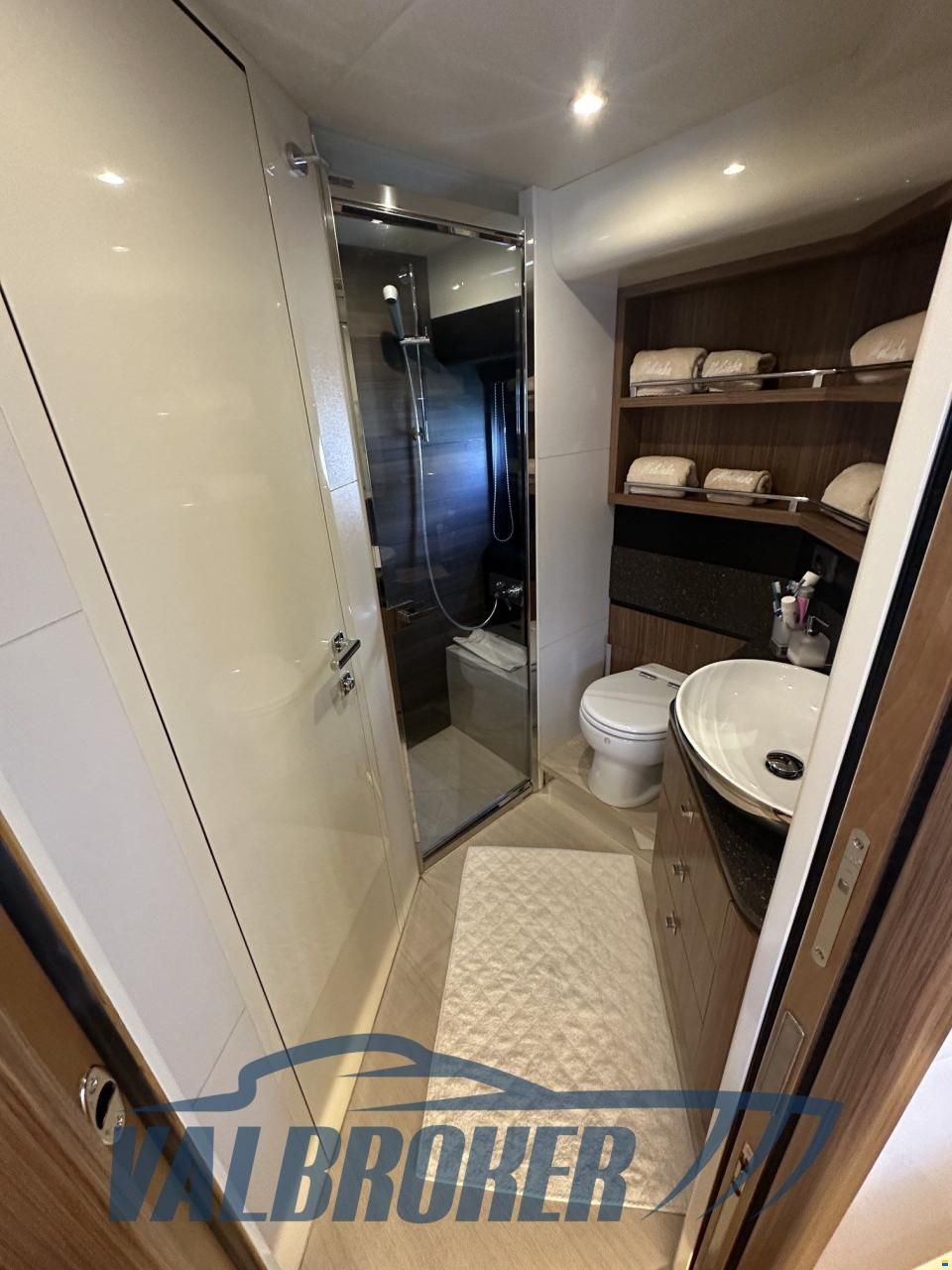Absolute Navetta 52