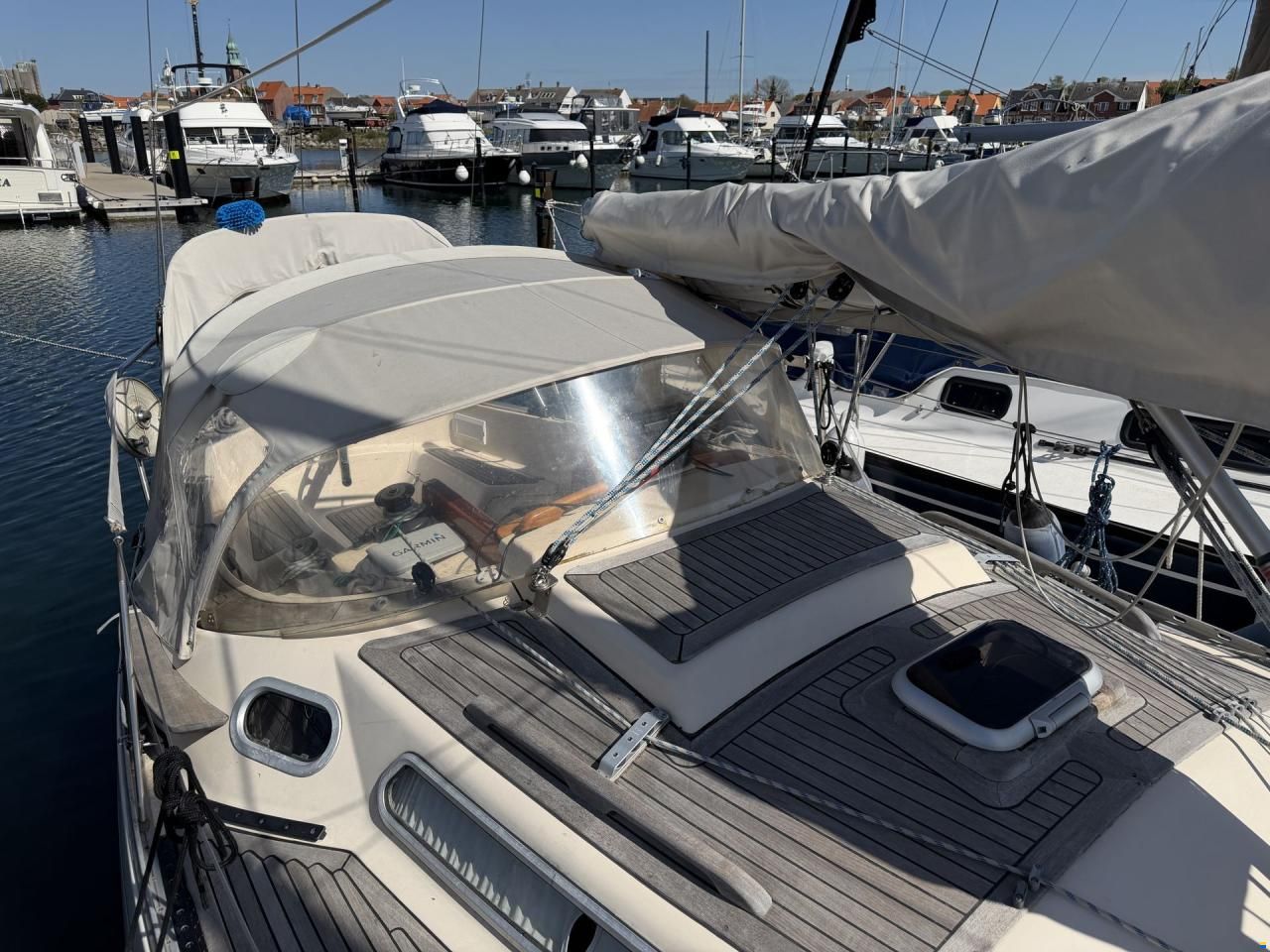 Fandango 32