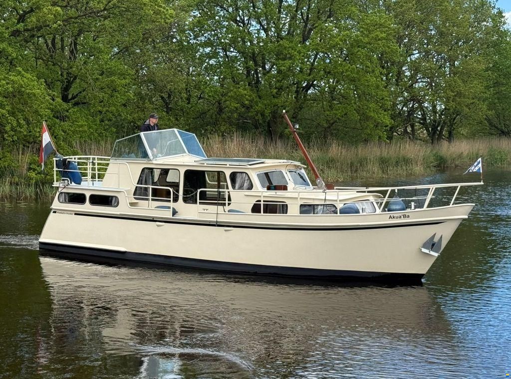 Hoekstra kruiser 1050
