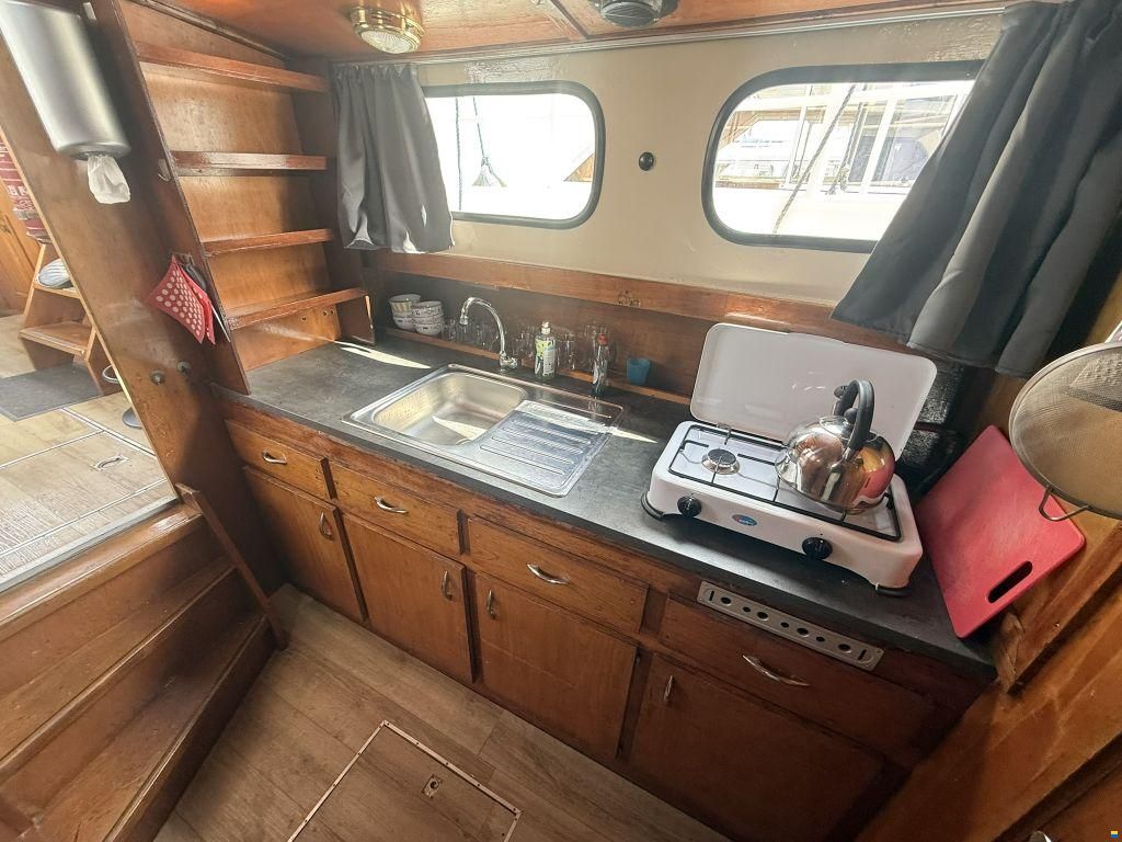 Hoekstra kruiser 1050