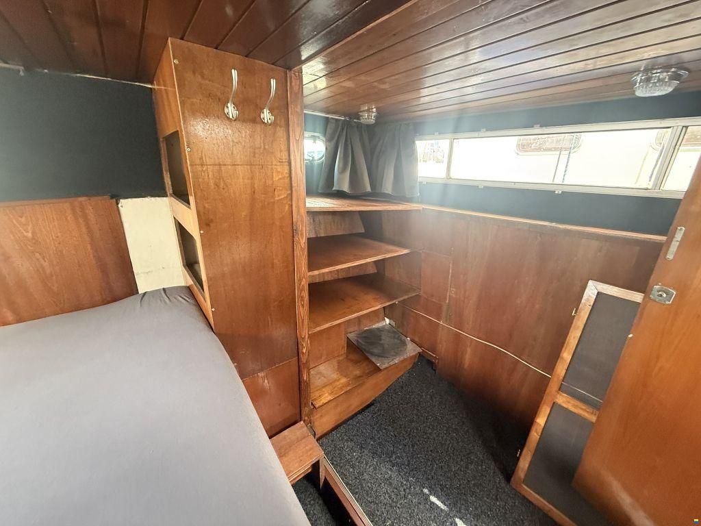 Hoekstra kruiser 1050