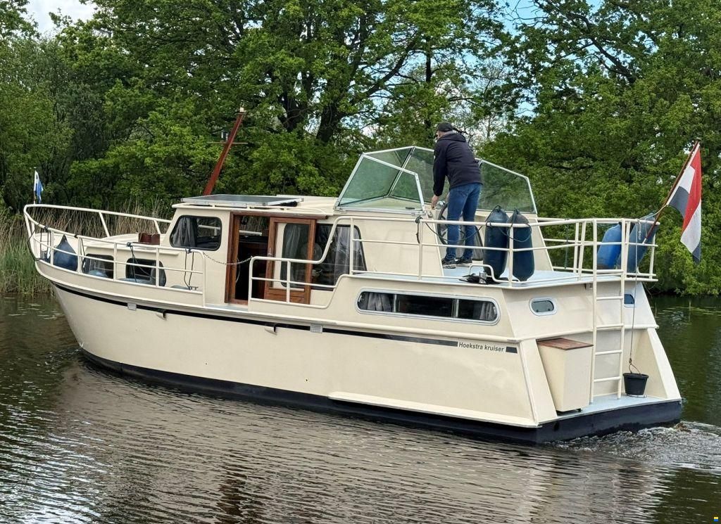 Hoekstra kruiser 1050