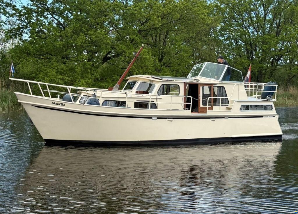 Hoekstra kruiser 1050