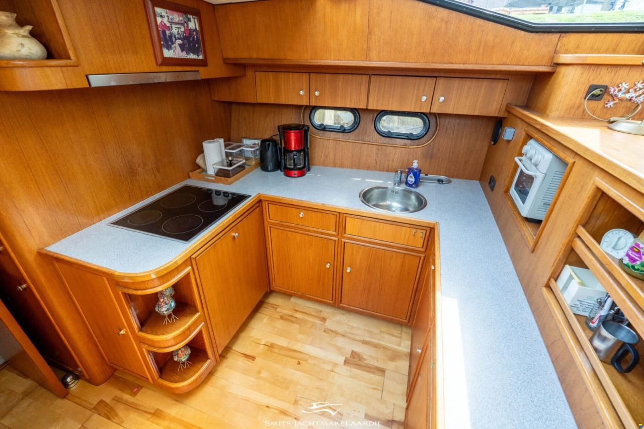 Van den Hoven Allure 155 Cabrio