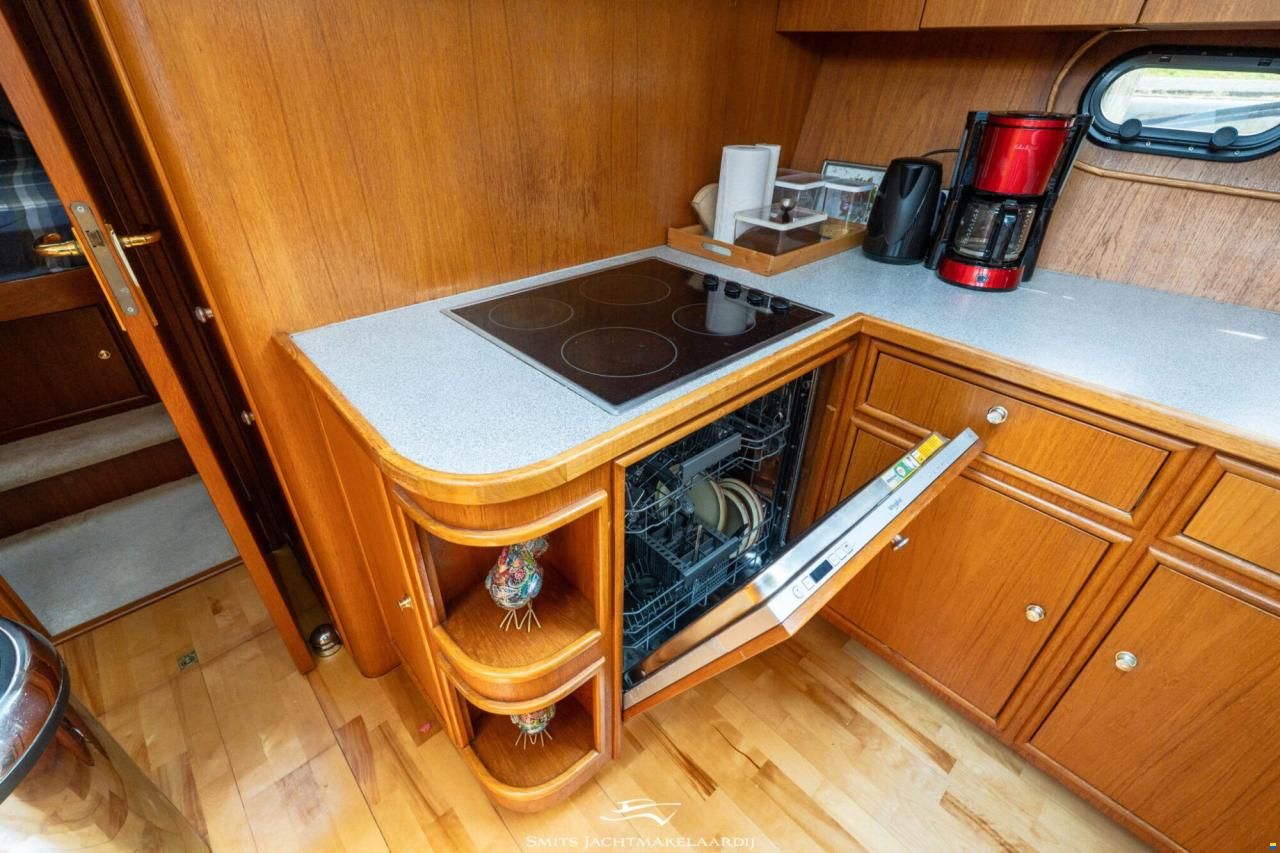 Van den Hoven Allure 155 Cabrio