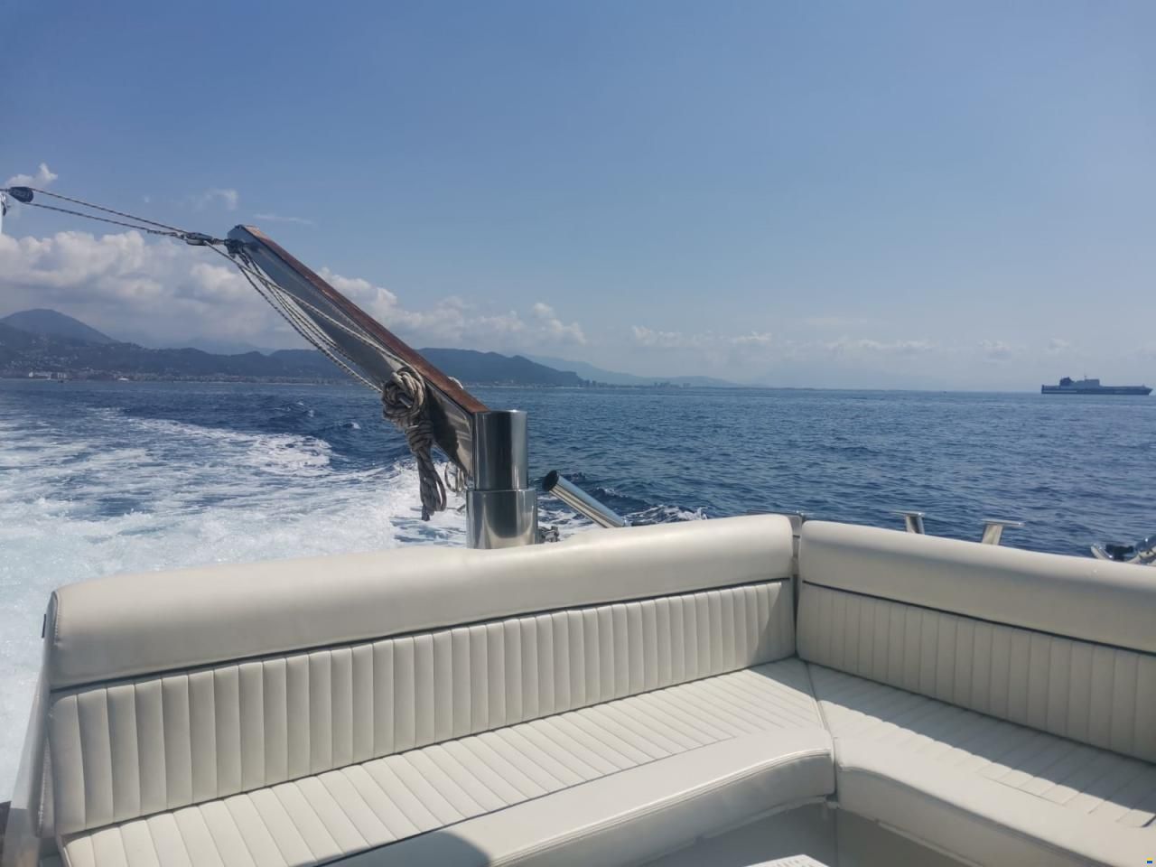 Raffaelli Ouragan 52