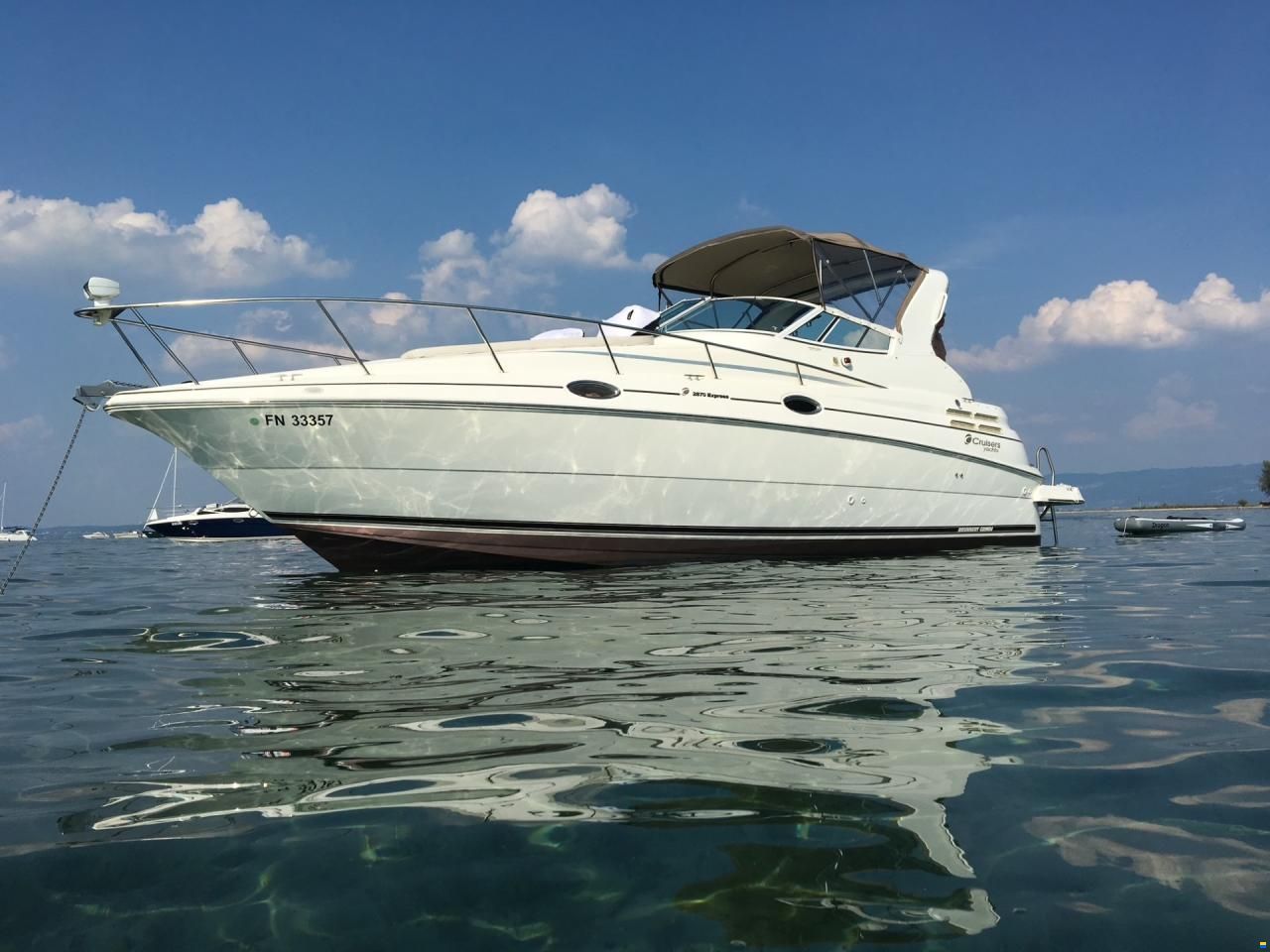Cruisers 2870 Express