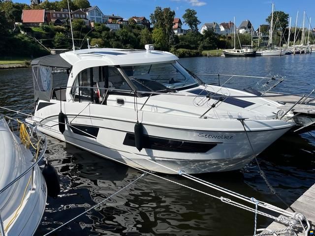 Beneteau Antares 9