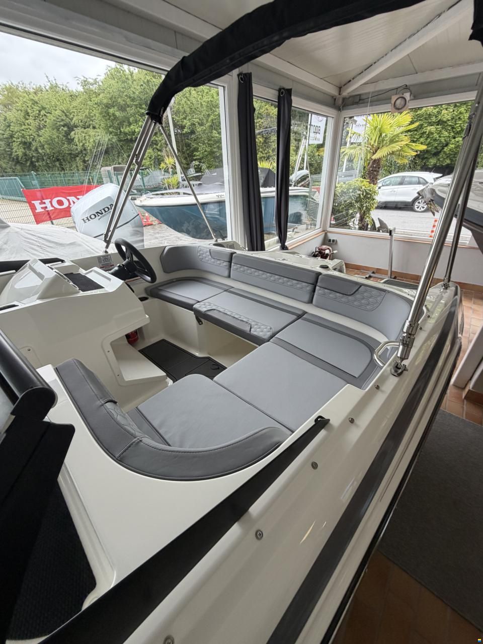 Bayliner M 17 Element