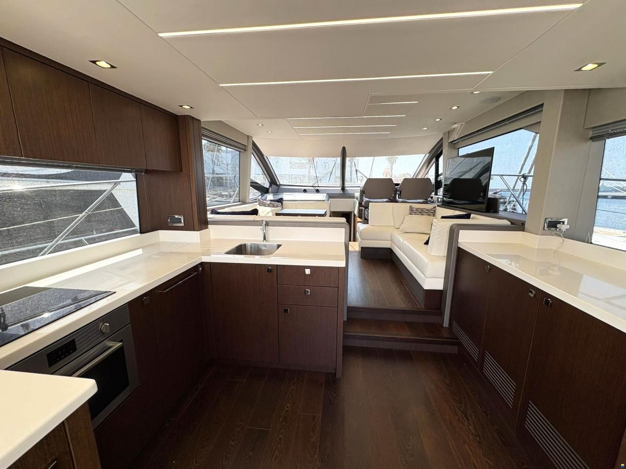 Sunseeker Manhattan 52