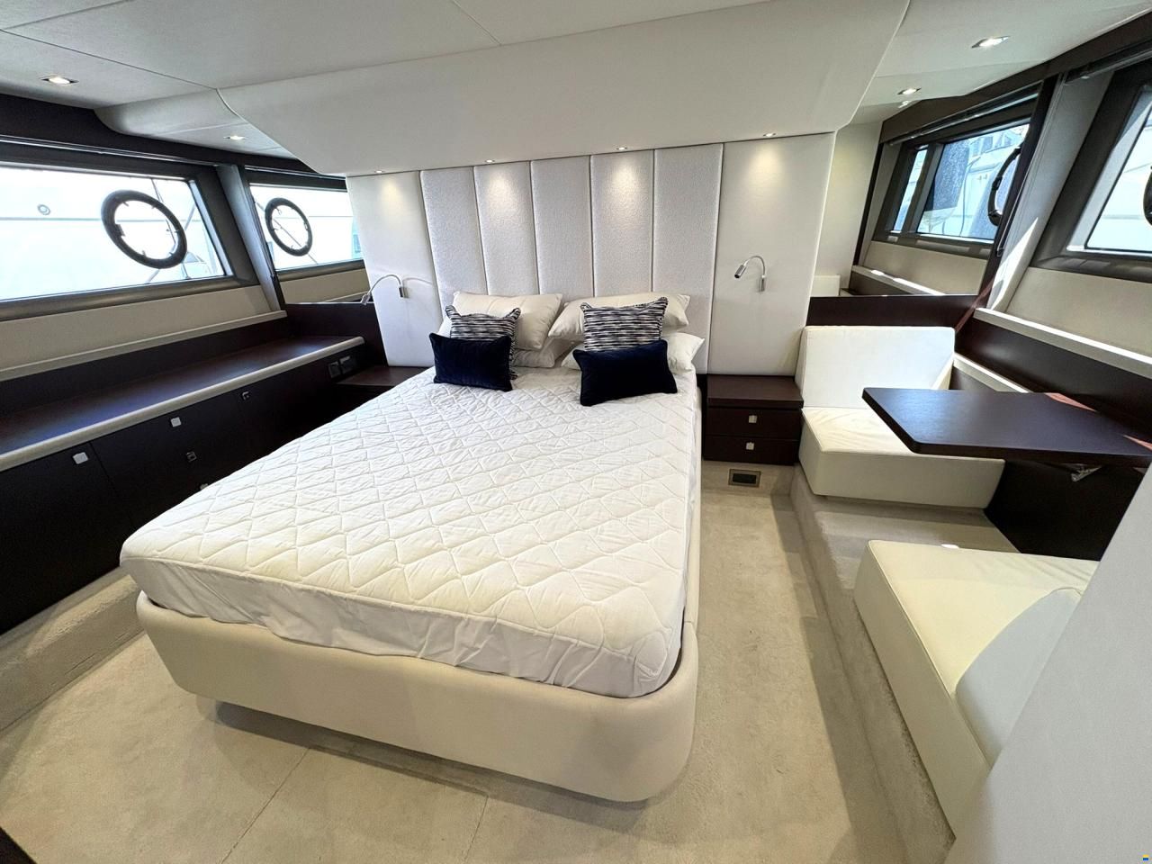 Sunseeker Manhattan 52