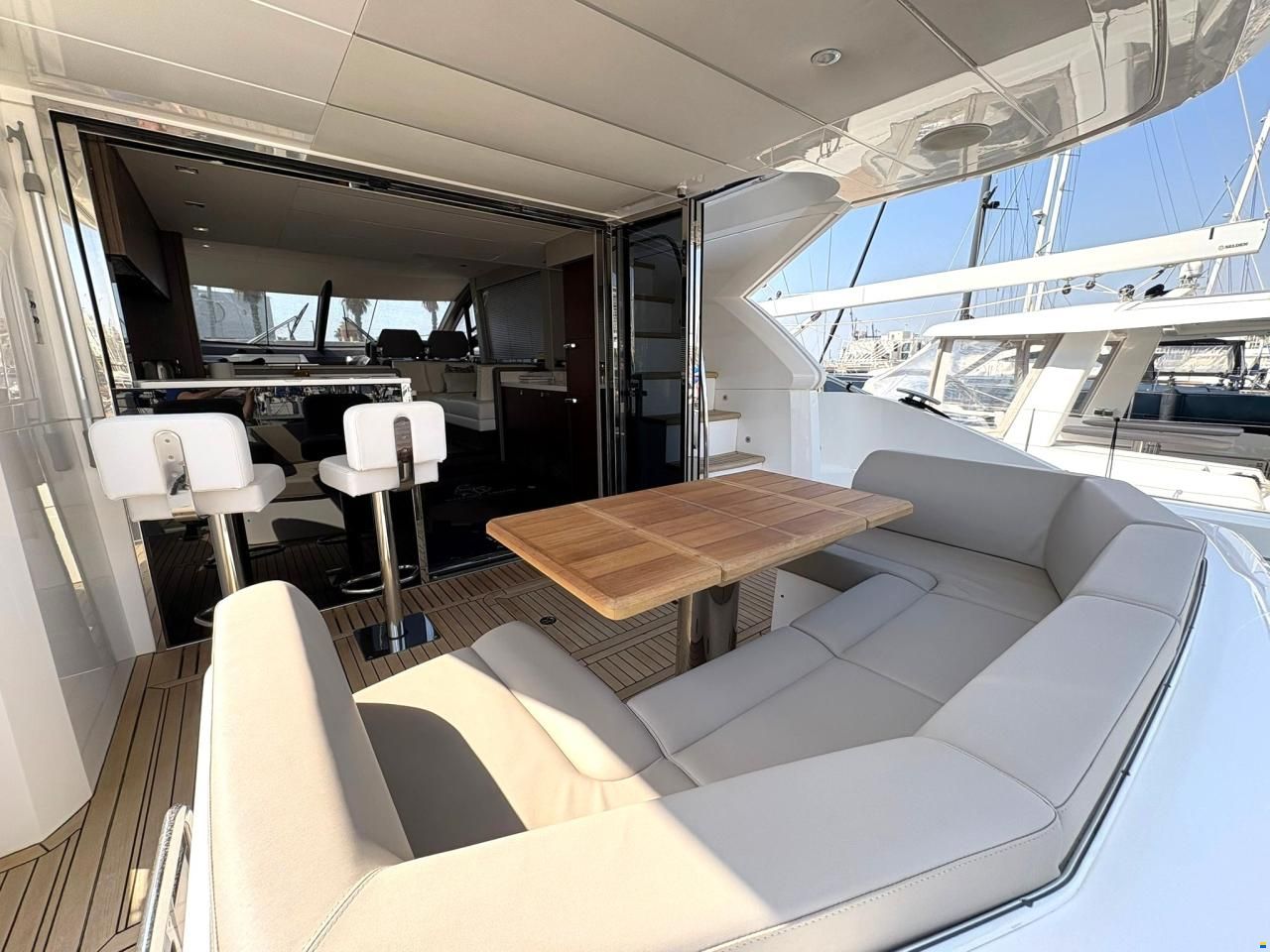 Sunseeker Manhattan 52