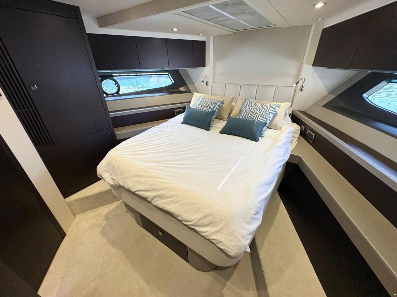 Sunseeker Manhattan 52
