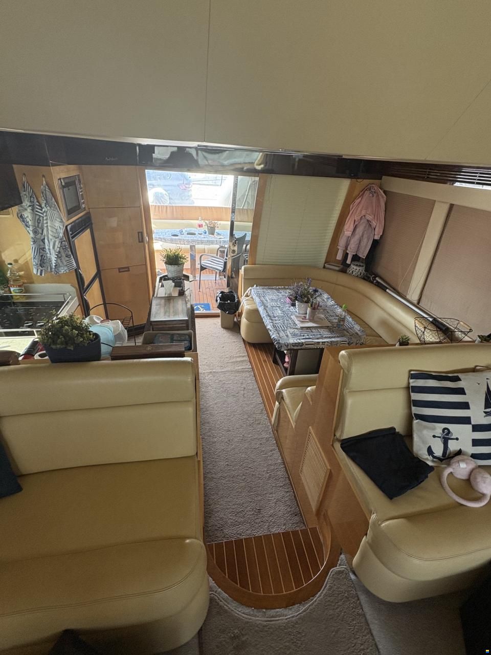 Majesty Yachts Majesty 56 Fly