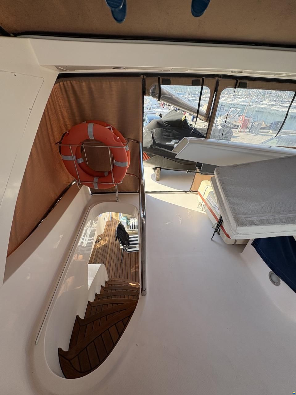 Majesty Yachts Majesty 56 Fly