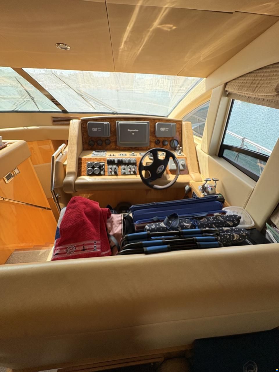Majesty Yachts Majesty 56 Fly