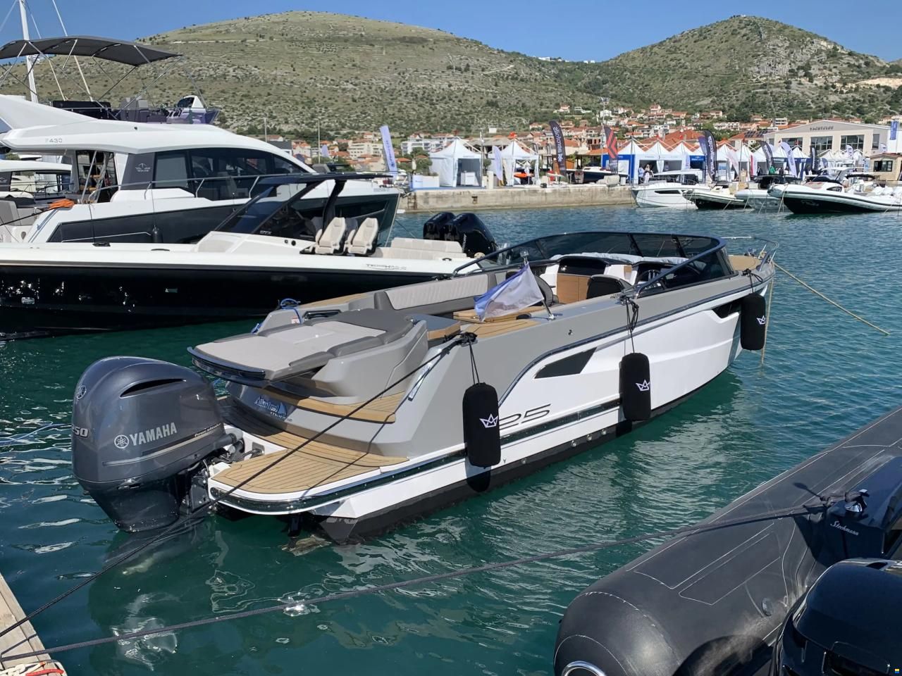 Alfastreet Yachts 25 Cabin Evo