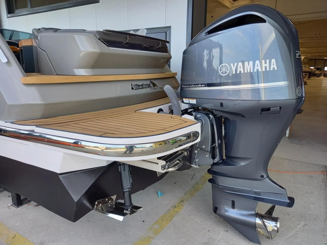 Alfastreet Yachts 25 Cabin Evo