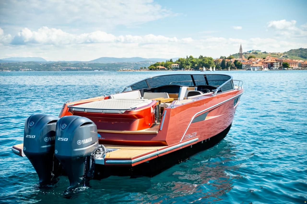 Alfastreet Yachts 32 Cabin