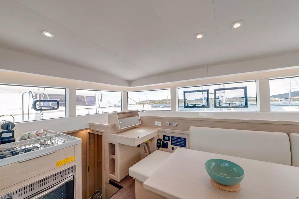 Lagoon 40